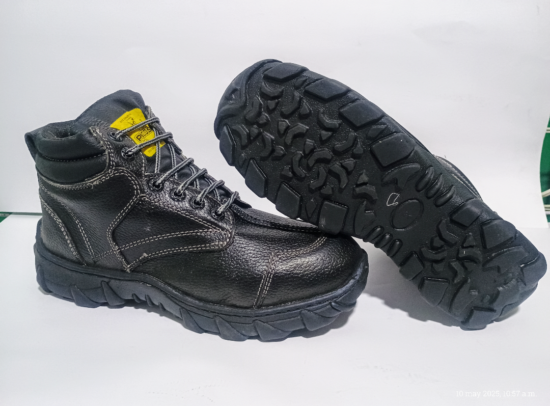 Bota industrial sin casco, Picos, Piel Original.