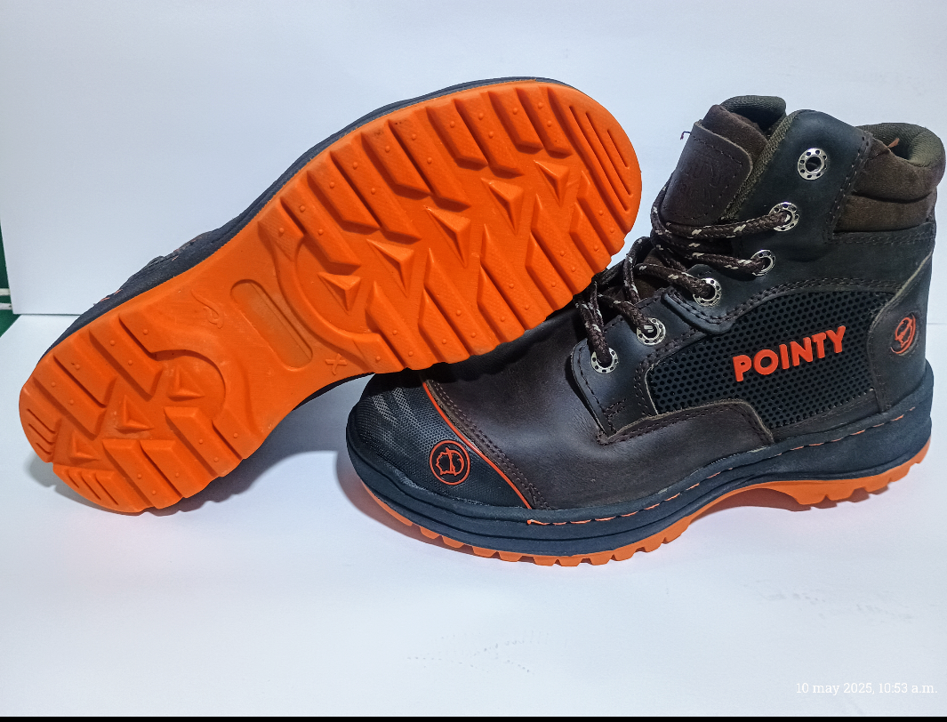 Bota industrial con casco de acero, POINTY, Piel aceitada
