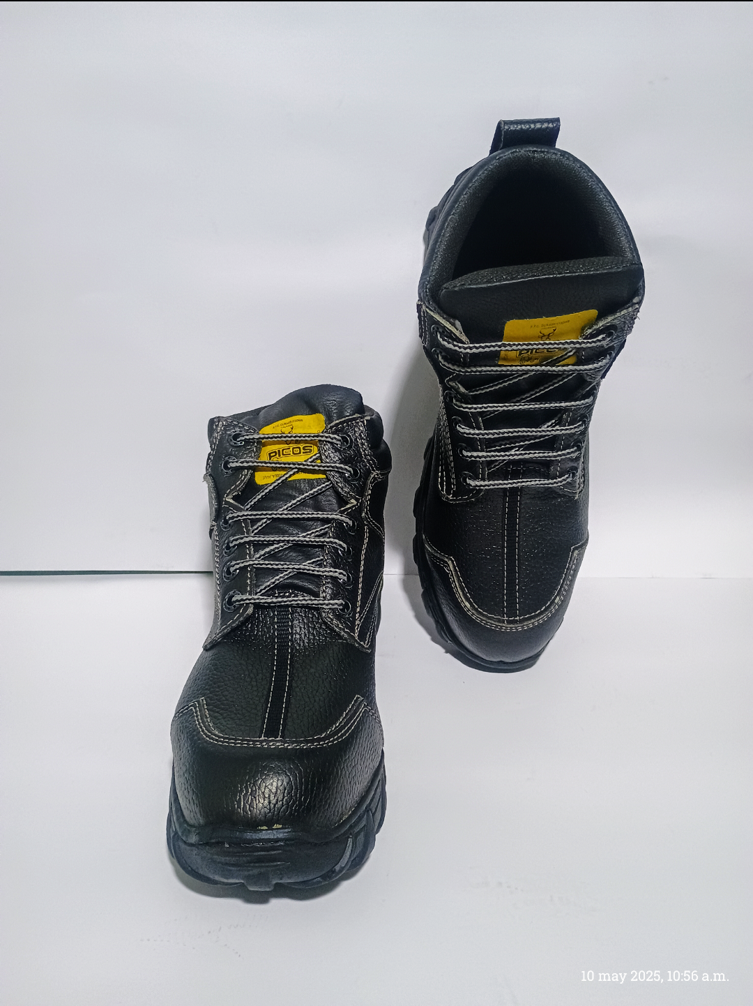 Bota industrial sin casco, Picos, Piel Original.